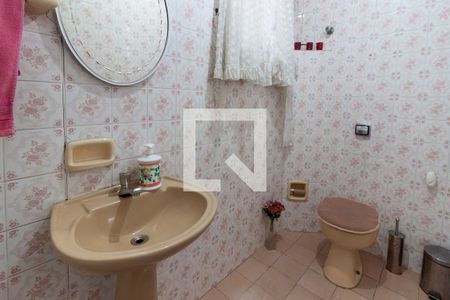 Casa à venda com 245m², 3 quartos e 2 vagasLavabo