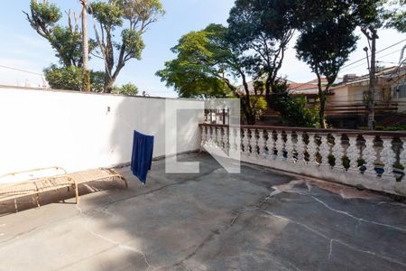 Casa à venda com 245m², 3 quartos e 2 vagasVaranda