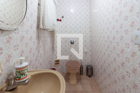 Casa à venda com 245m², 3 quartos e 2 vagasLavabo