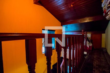 Casa à venda com 245m², 3 quartos e 2 vagas Casa à venda com 245m², 3 quartos e 2 vagasSótão