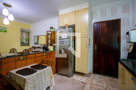 Casa à venda com 245m², 3 quartos e 2 vagas Casa à venda com 245m², 3 quartos e 2 vagasCozinha