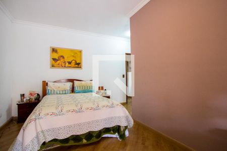 Casa à venda com 245m², 3 quartos e 2 vagas Casa à venda com 245m², 3 quartos e 2 vagasQuarto 2 - Suíte