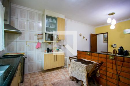 Casa à venda com 245m², 3 quartos e 2 vagas Casa à venda com 245m², 3 quartos e 2 vagasCozinha