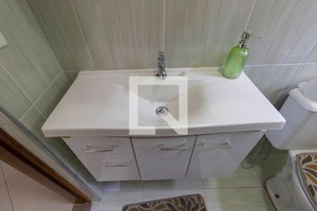 Casa à venda com 200m², 4 quartos e 2 vagasLavabo