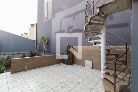 Casa à venda com 200m², 4 quartos e 2 vagasQuintal