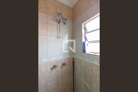 Casa à venda com 200m², 4 quartos e 2 vagasBanheiro