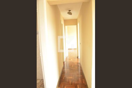 Corredor de apartamento à venda com 2 quartos, 70m² em Fonseca, Niterói