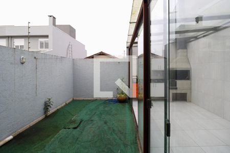 Casa à venda com 295m², 3 quartos e 2 vagasQuintal