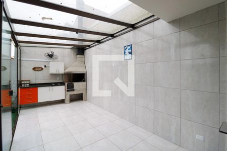 Casa à venda com 295m², 3 quartos e 2 vagasQuintal