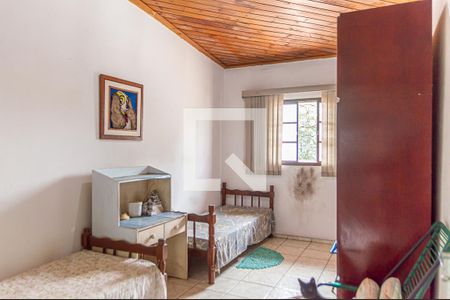 Casa à venda com 206m², 4 quartos e 2 vagas Casa à venda com 206m², 4 quartos e 2 vagasQuarto 4