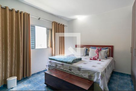 Quarto 1 de casa para alugar com 4 quartos, 250m² em Jardim Libano, São Paulo