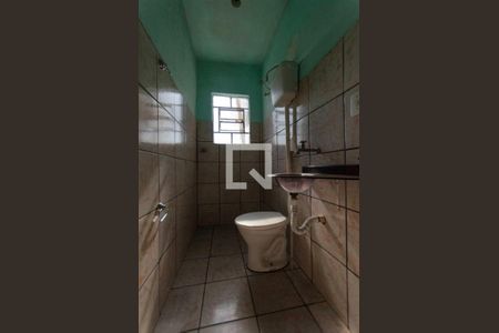 Banheiro de casa para alugar com 2 quartos, 110m² em Vila Uniao (zona Leste), São Paulo