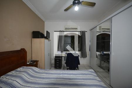 Quarto 1 de casa à venda com 2 quartos, 85m² em Irajá, Rio de Janeiro