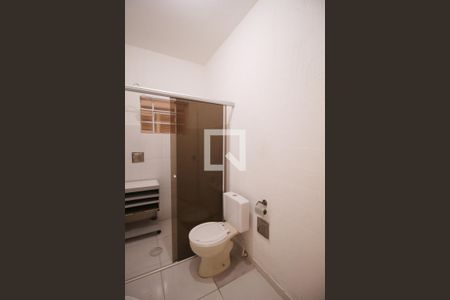 Casa à venda com 250m², 2 quartos e 1 vagaBanheiro