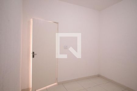 Casa à venda com 250m², 2 quartos e 1 vagaQuarto