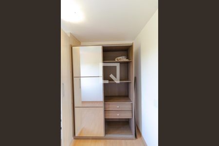 Apartamento à venda com 78m², 3 quartos e 2 vagasQuarto 01 -Armário