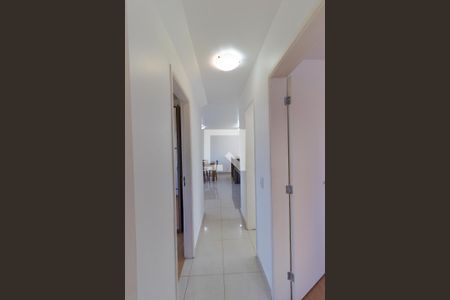 Apartamento à venda com 78m², 3 quartos e 2 vagasCorredor