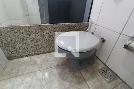 Banheiro de apartamento à venda com 1 quarto, 40m² em Todos Os Santos, Rio de Janeiro