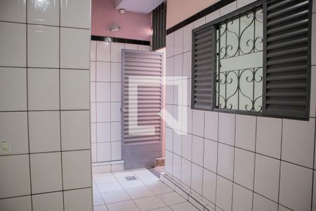 Casa para alugar com 120m², 2 quartos e 2 vagasCozinha
