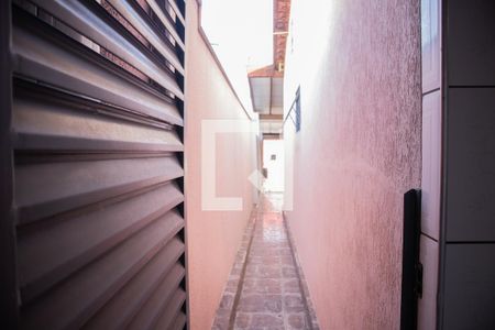 Casa para alugar com 120m², 2 quartos e 2 vagascorredor externo