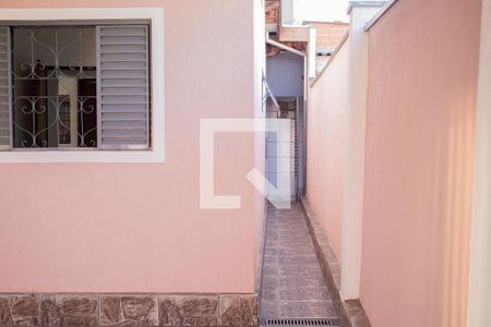 Casa para alugar com 120m², 2 quartos e 2 vagascorredor externo