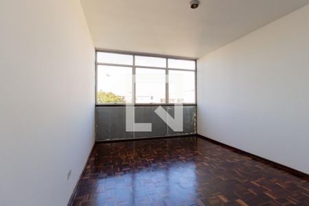 Quarto 1 de apartamento para alugar com 3 quartos, 95m² em Novo Mundo, Curitiba