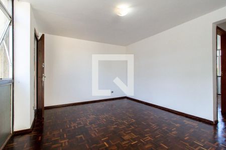 Sala de apartamento para alugar com 3 quartos, 95m² em Novo Mundo, Curitiba