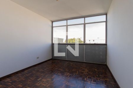 Quarto 2 de apartamento para alugar com 3 quartos, 95m² em Novo Mundo, Curitiba