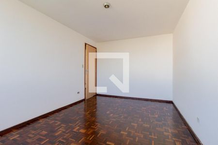 Quarto 1 de apartamento para alugar com 3 quartos, 95m² em Novo Mundo, Curitiba