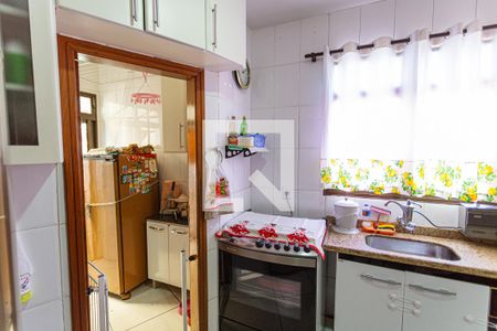 Apartamento à venda com 99m², 4 quartos e 2 vagasCozinha