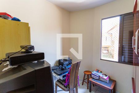 Apartamento à venda com 99m², 4 quartos e 2 vagasQuarto 4