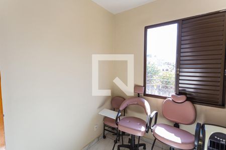 Apartamento à venda com 99m², 4 quartos e 2 vagasQuarto 2