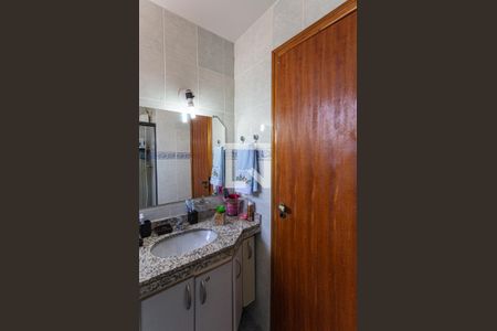 Apartamento à venda com 99m², 4 quartos e 2 vagasBanheiro da Suíte