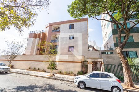 Apartamento à venda com 99m², 4 quartos e 2 vagasFachada