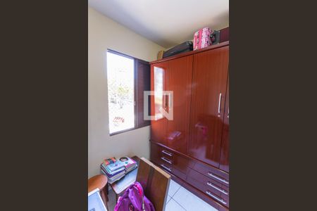 Apartamento à venda com 99m², 4 quartos e 2 vagasQuarto 4