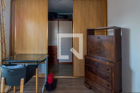 Apartamento à venda com 80m², 2 quartos e 2 vagasQuarto 2