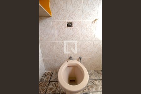 Casa para alugar com 350m², 4 quartos e 2 vagasBanheiro 1