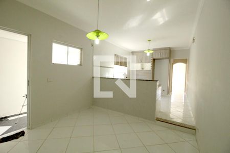 Casa para alugar com 350m², 4 quartos e 2 vagasCozinha