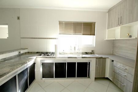 Casa para alugar com 350m², 4 quartos e 2 vagasCozinha