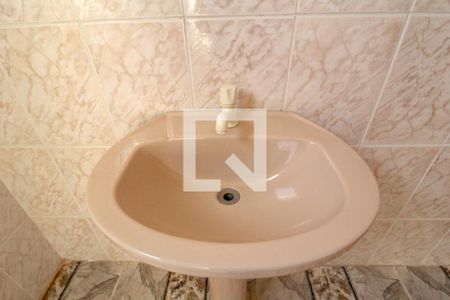 Casa para alugar com 350m², 4 quartos e 2 vagasBanheiro 1