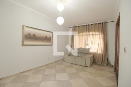 Casa para alugar com 350m², 4 quartos e 2 vagasSala