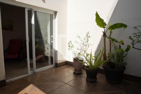 Apartamento para alugar com 125m², 3 quartos e 2 vagasQuintal