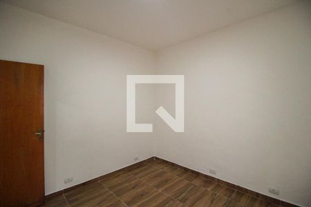 Quarto 1 de casa para alugar com 2 quartos, 50m² em Jardim Robru, São Paulo