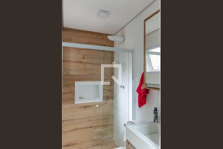 Casa à venda com 180m², 3 quartos e 2 vagas Casa à venda com 180m², 3 quartos e 2 vagasBanheiro de Serviço