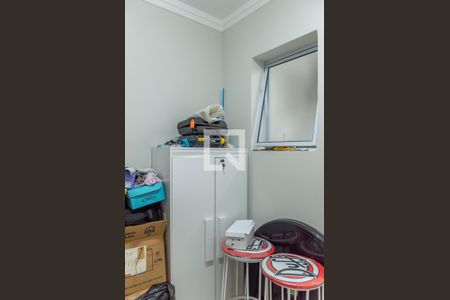 Casa à venda com 180m², 3 quartos e 2 vagas Casa à venda com 180m², 3 quartos e 2 vagasEscritório