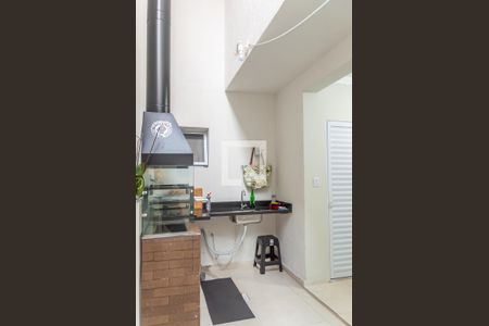 Casa à venda com 180m², 3 quartos e 2 vagas Casa à venda com 180m², 3 quartos e 2 vagasChurrasqueira