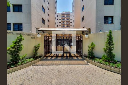 Apartamento para alugar com 86m², 3 quartos e 2 vagas Apartamento para alugar com 86m², 3 quartos e 2 vagasFachada