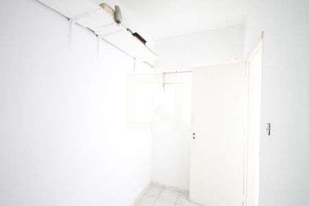 Apartamento para alugar com 70m², 2 quartos e sem vagaQuarto de Serviço