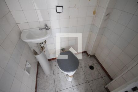 Apartamento para alugar com 70m², 2 quartos e sem vagaBanheiro de Serviço