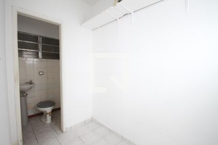 Apartamento para alugar com 70m², 2 quartos e sem vagaQuarto de Serviço